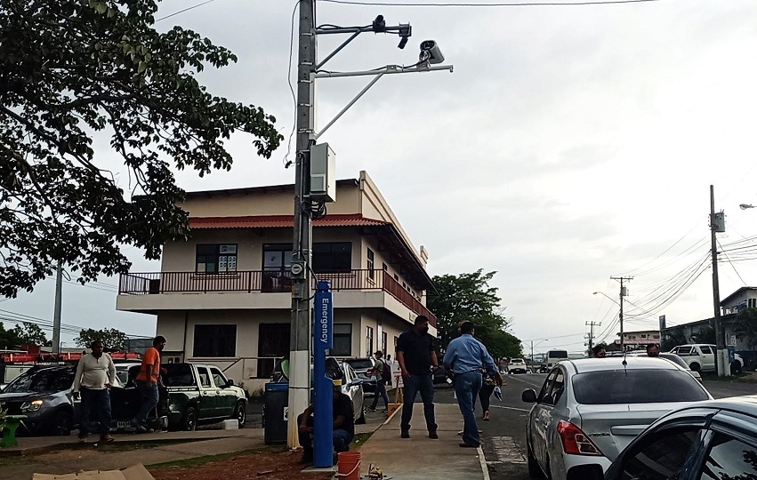 Durante la pasada administración municipal, los pagos por mantenimiento y el servicio de enlace de datos de la red se realizaban con fondos de la Autoridad Nacional de Descentralización. Foto. Eric Montenegro
