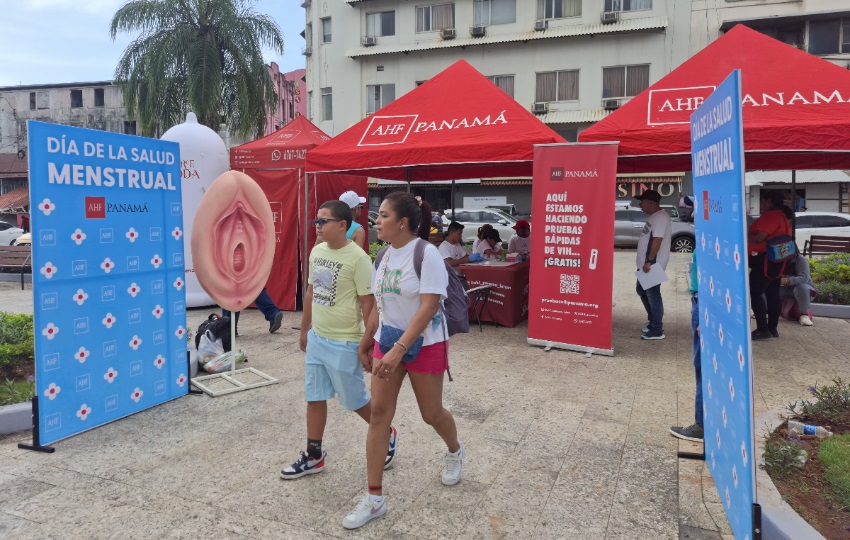 Plaza 5 de Mayo: por una gestión menstrual digna y sin estigmas. Foto: Belys Toribio