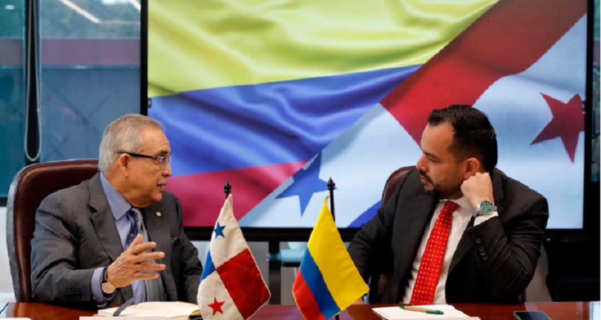 El secretario de energía de Panamá, Juan Manuel Urriola, y el ministro de Minas y Energía de Colombia, Edwin Palma. Foto: Internet