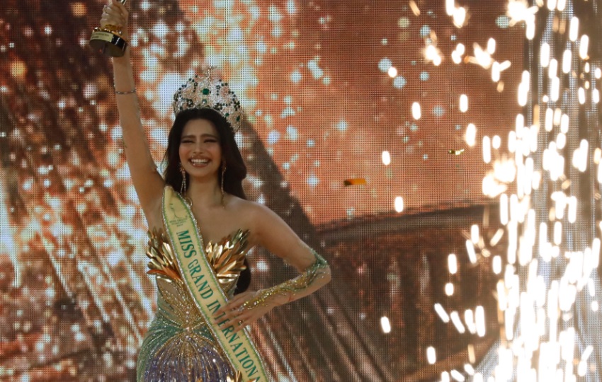 Rachel Gupta tras ser coronada como Miss Grand Internacional 2024. Foto: EFE / EPA / Narong Sangnak