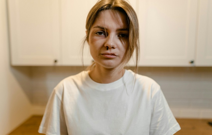 Las mujeres entre los 18 y 24 años son las principales víctimas de estos delitos. Foto: Pexels