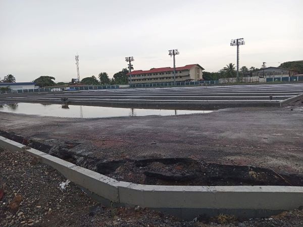 Los trabajos en los coliseos de Colón avanzan. Foto: Diómedes Sánchez S