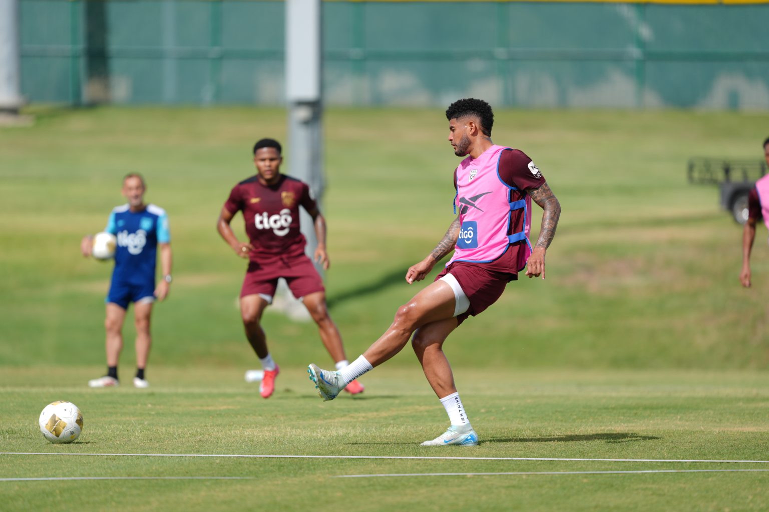 Andrés Andrade, defensa central de Panamá. Foto: FPF