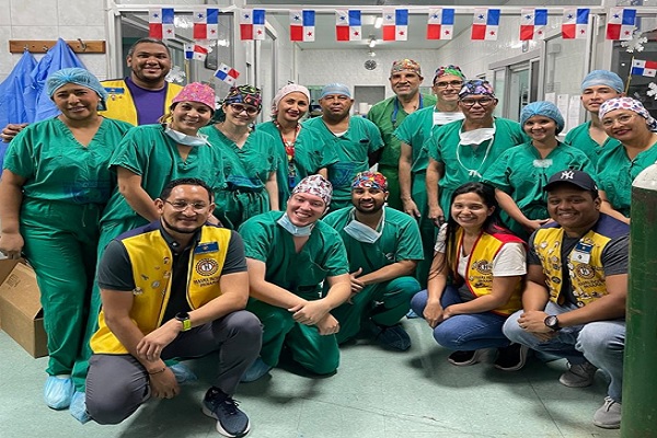 Sporting realiza su aporte al proyecto Destellos de Esperanza, una iniciativa del Club Activo 20-30 de Panamá Pacífico. Foto: Cortesía