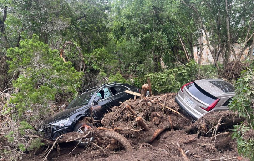 Los estragos ocasionados por las inundaciones en el área rural de Kerrville (Texas, EE.UU.). Foto: EFE
