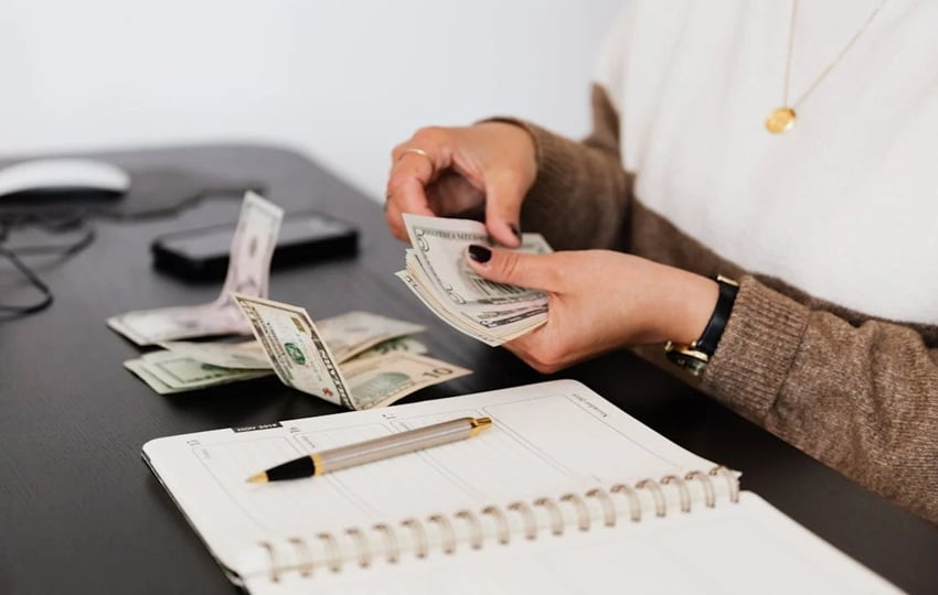 Panamá continúa entre los países con la menor variación de salarios. Foto: Pexels