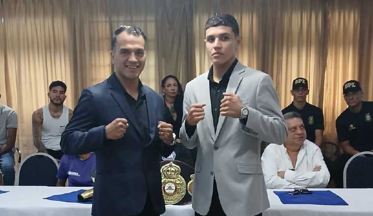 Alexis 'Halcón' Ríos (izq.) y Harvin 'Manimal' Aguirre. Foto: Jaime Chávez