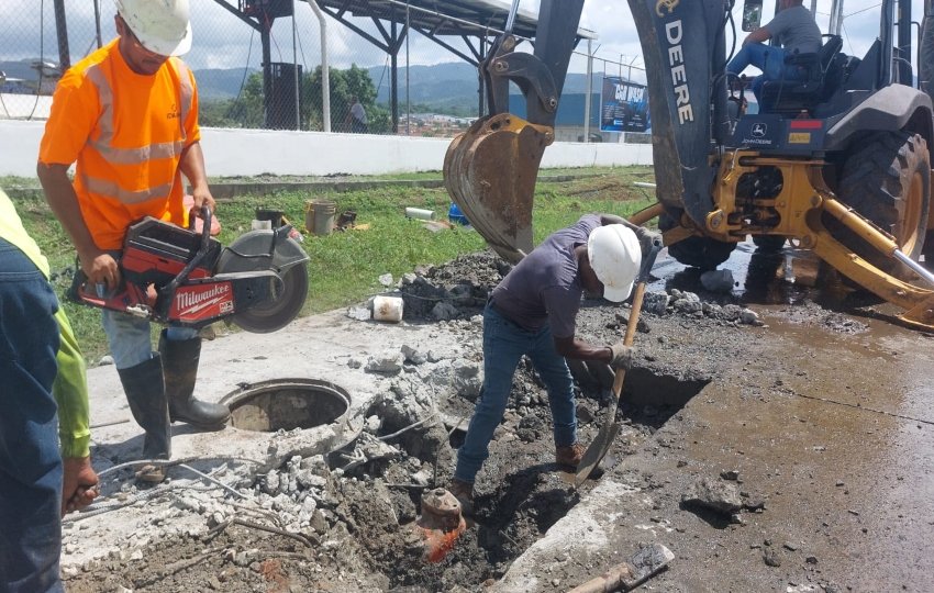 Culminan reparación en San Miguelito. Foto: Idaan. 