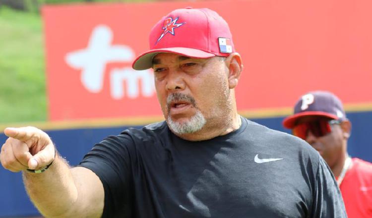 Carlos César Maldonado dirigirá a Panamá U18. Foto: Fedebeis
