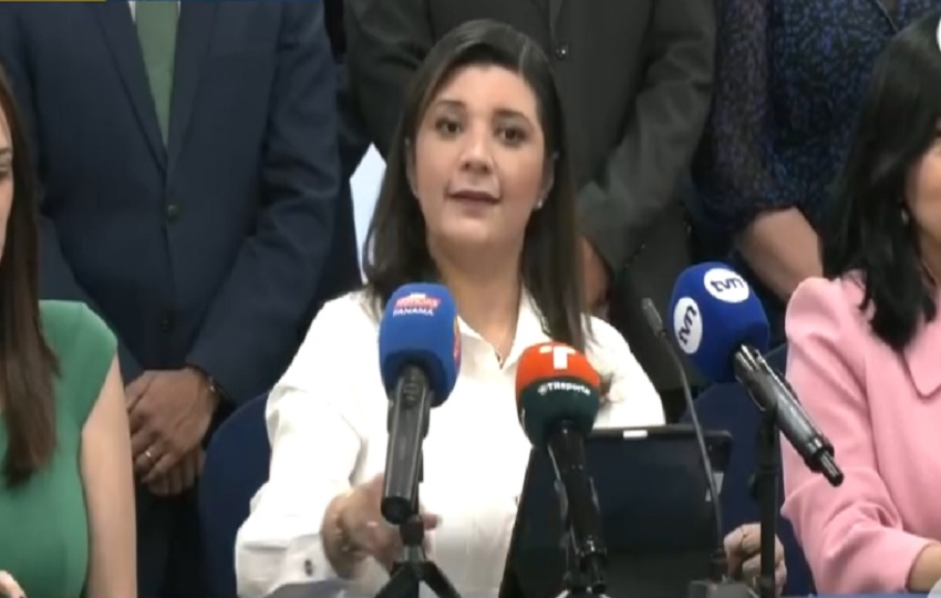 Jackeline Muñoz, ministra de Trabajo y Desarrollo Laboral. Foto: YouTube