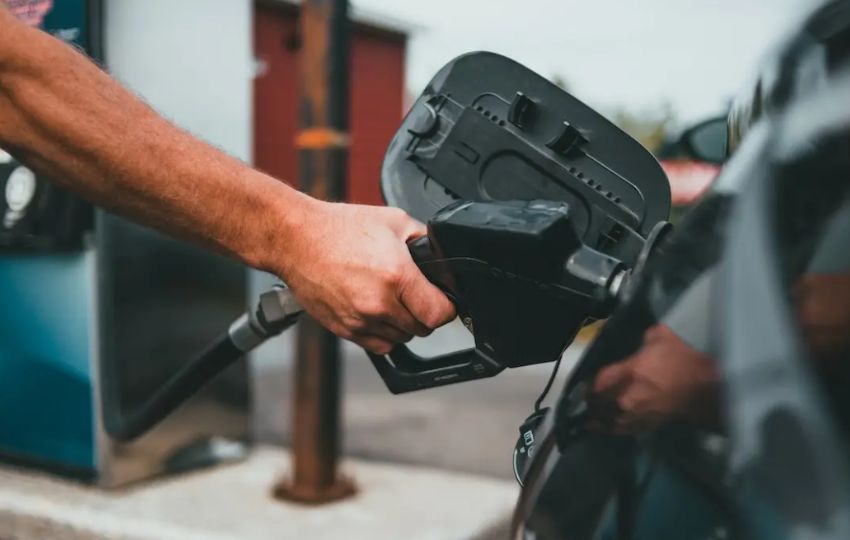 Se reducirá hasta un 10% el precio del galón de combustible. Foto: Pexels