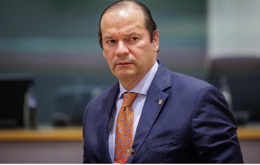 El ministro Javier Martínez-Acha se comprometió  a emprender acciones diplomáticas encaminadas a lograr la universalización del Tratado. Foto: EFE