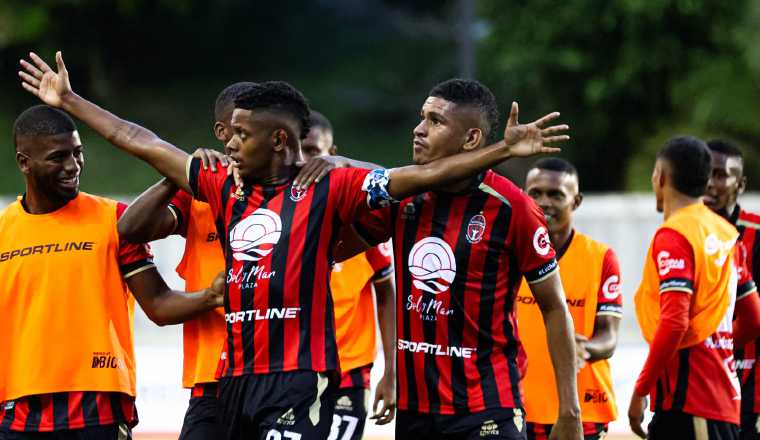 Sporting debuta ante Municipal de Guatemala en el torneo regional. Foto:LPF