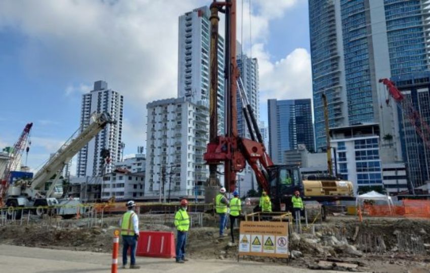 Economista considera importante la reactivación del sector de la construcción. Foto: Archivo Economista considera importante la reactivación del sector de la construcción. Foto: Archivo