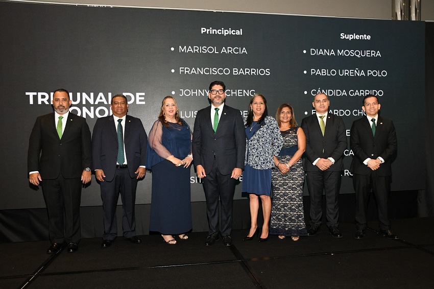 Junta Directiva del Colegio de Contadores Públicos Autorizados. Foto: Cortesía