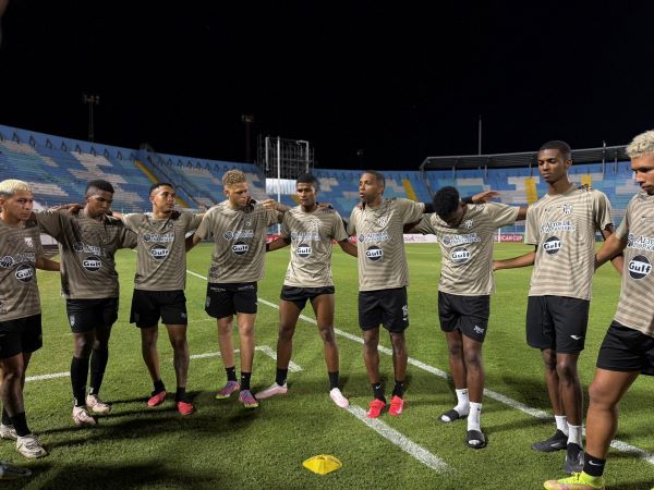 Jugadores del CAI en Honduras, Foto: @CAIPanama 