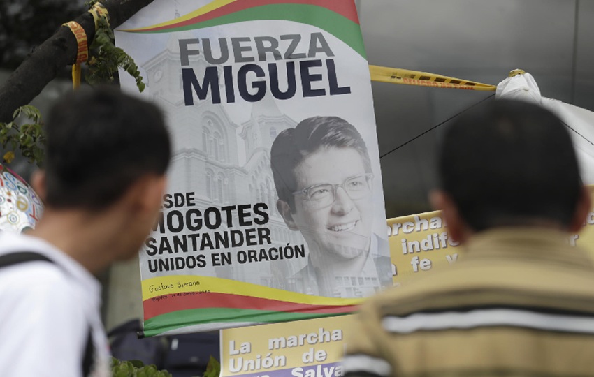 Uribe Turbay, de 39 años y miembro del partido de derecha Centro Democrático, recibió dos disparos en la cabeza. Foto: EFE