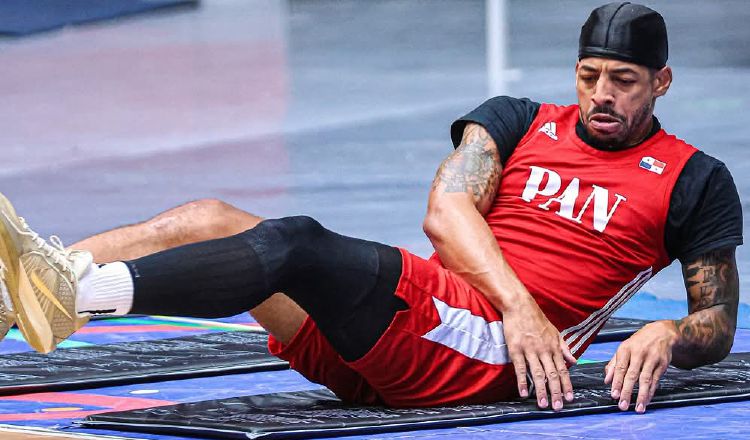 Trevor Gaskins en los entrenamientos de la selección. Foto: Fepaba
