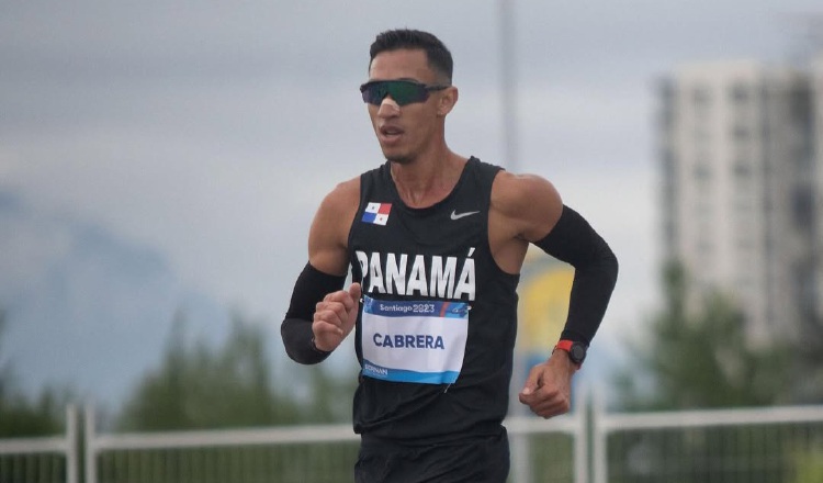 El marchista Yassir Cabrera,  entrena para el Mundial de Atletismo. Foto: COP