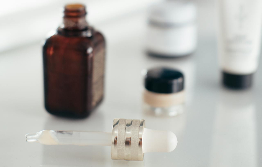 Frasco de suero. Foto: Ilustrativa / Pexels