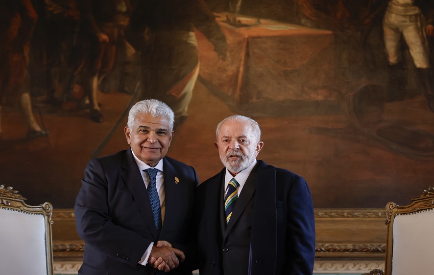 Presidentes José Raúl Mulino (Panamá) y Luiz Inácio Lula da Silva (Brasil). Foto: EFE