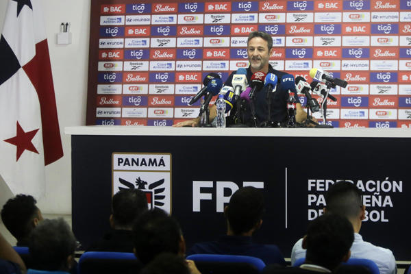Thomas Christiansen, técnico de Panamá. Foto:EFE Thomas Christiansen, técnico de Panamá. Foto:EFE