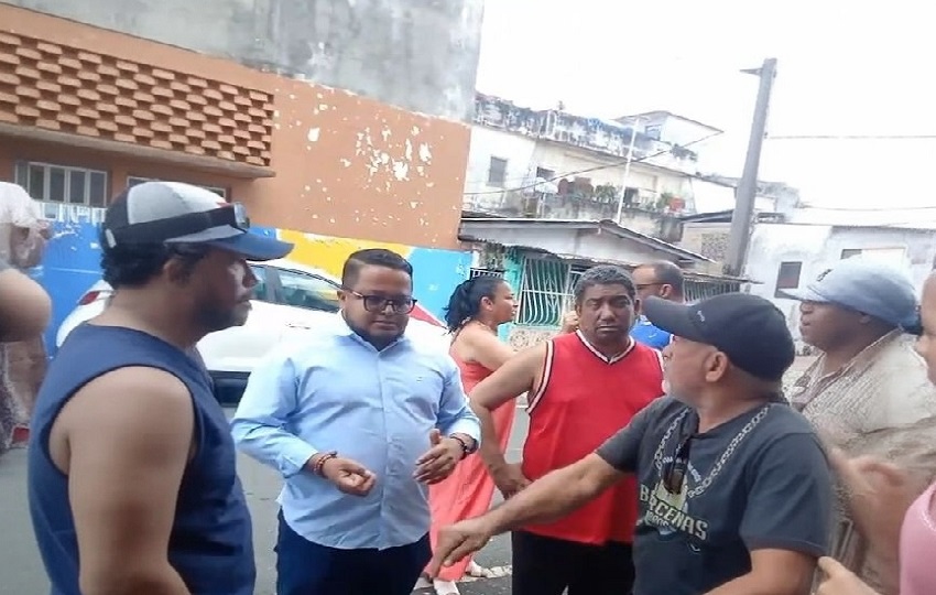 En ambos casos el TE ya autorizó la recolección de firmas y que tanto para la alcaldesa y el vicealcalde es de 51 mil en un plazo de cuatro (4) meses. Foto. Eric Montenegro