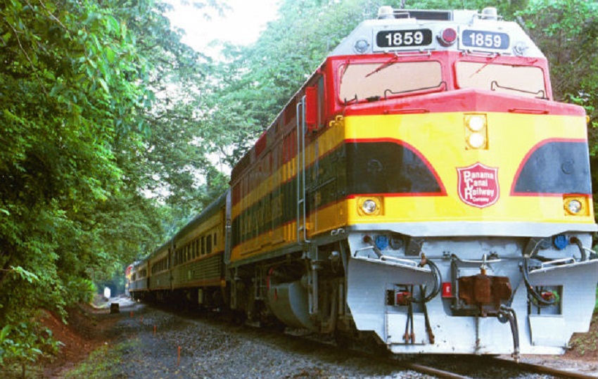 El ferrocarril fue vendido a Maersk por 600 millones de dólares