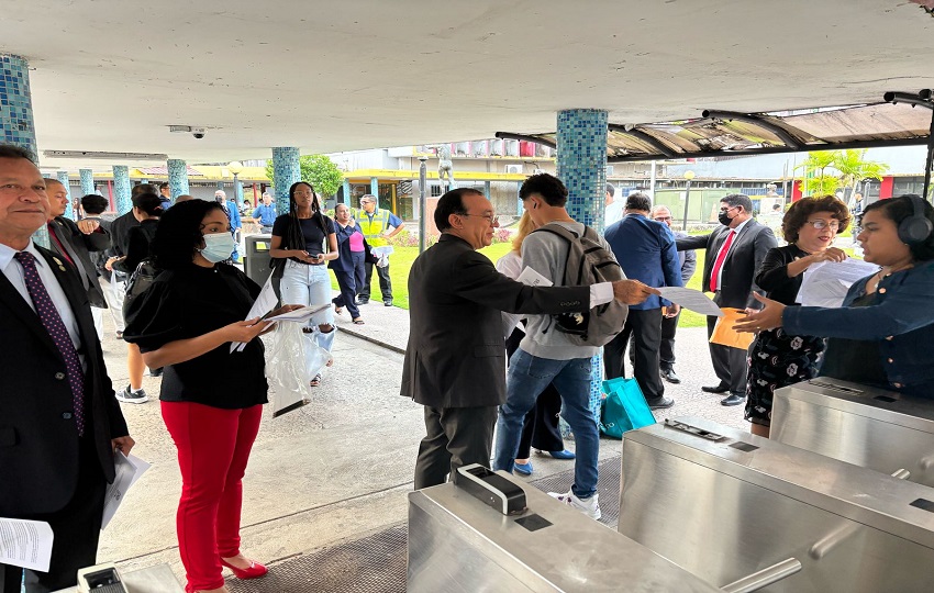 Los estudiantes reiteraron que los rectores no pueden “enquistarse” en sus posiciones.  Foto: Cortesía