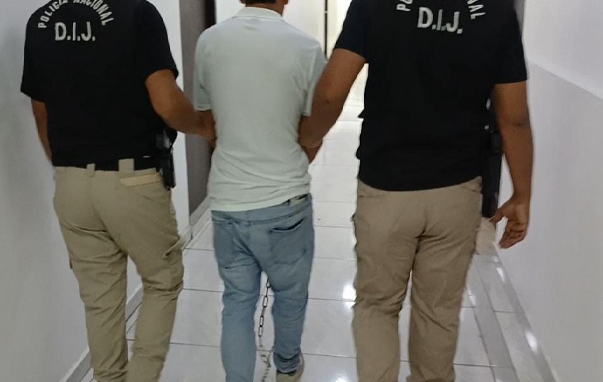 La captura del sospechoso quien figura como expareja de la víctima, ocurrió en el corregimiento de Santa Ana, tras acciones investigativas y operativas desarrolladas en asocio con las autoridades judiciales. Foto. Policía Nacional