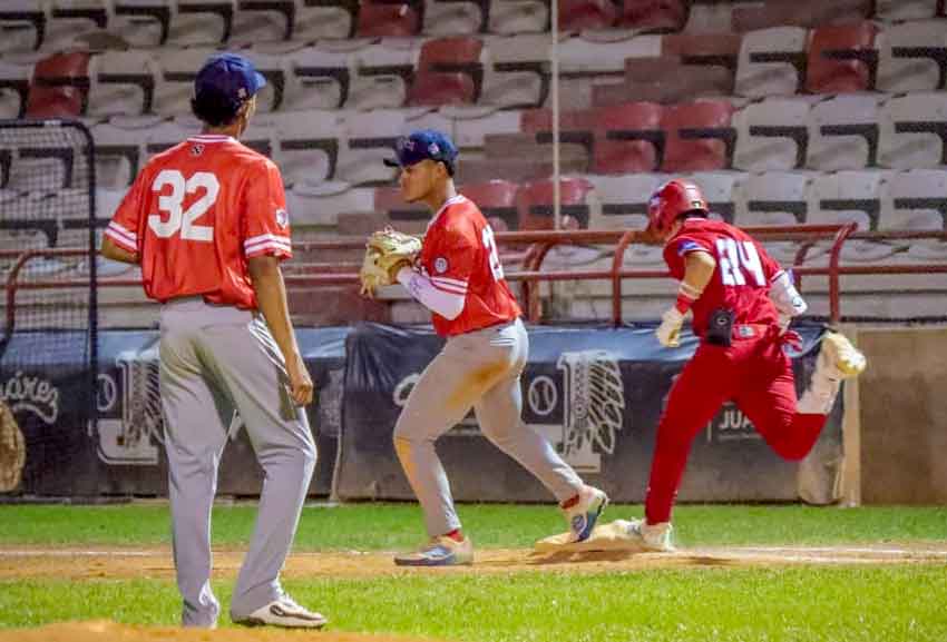 Panamá enfrenta este lunes a Costa Rica. Foto Fedebeis