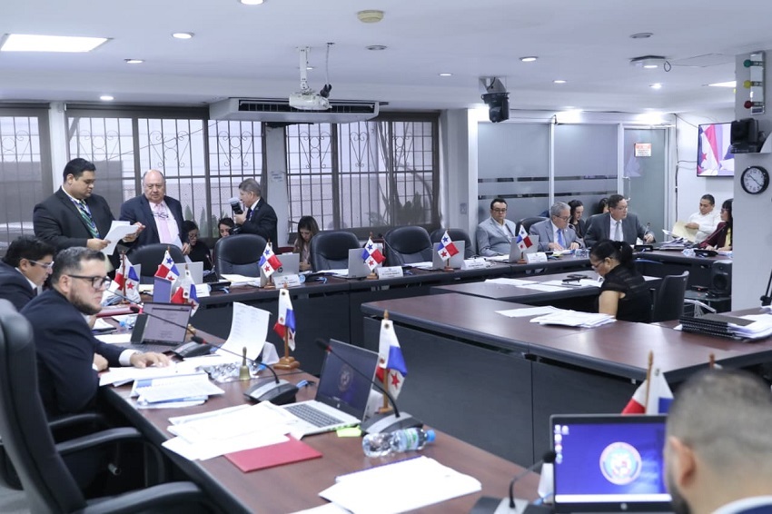 Reunión en la Comisión de Presupuesto 