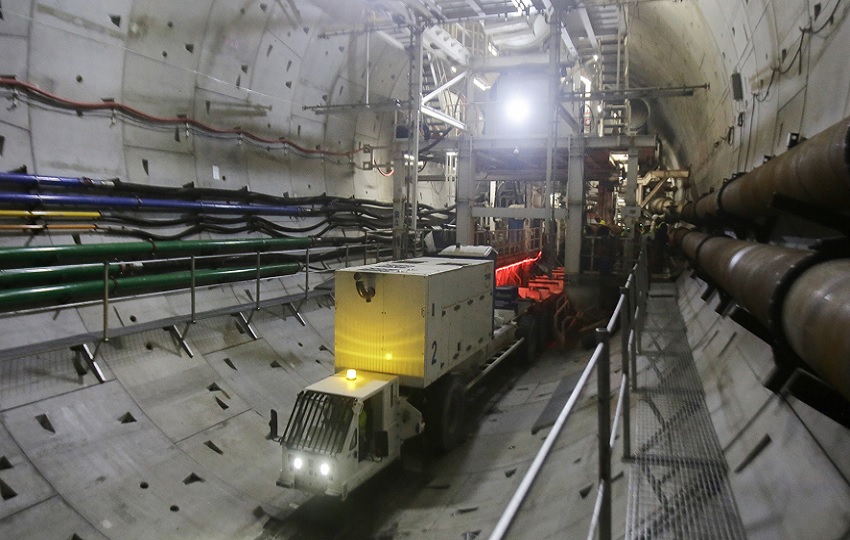 Tuneladoras empleadas en la construcción del túnel de la Línea 3 del Metro de Panamá. EFE