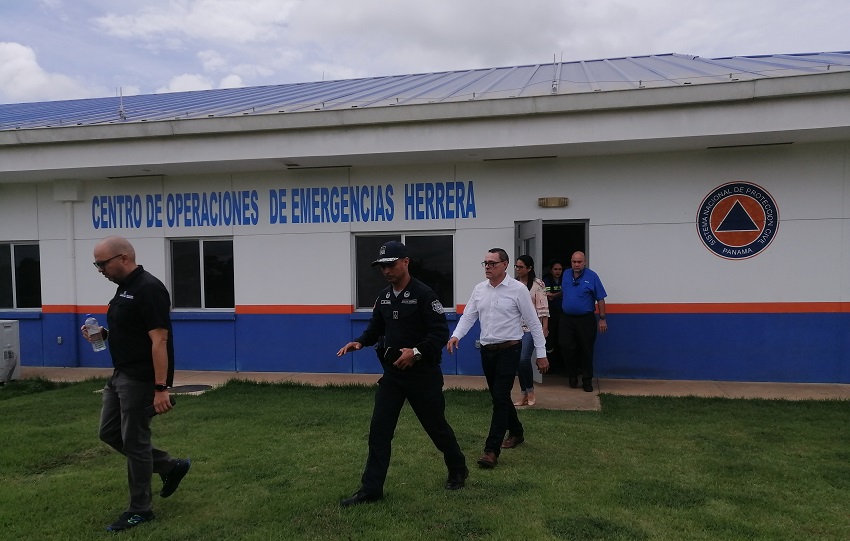 Por su parte, Iván Pérez, director del Sinaproc en Los Santos, anunció que por primera vez en el país se llevará a cabo un simulacro agropecuario, el próximo 19 de octubre, en el distrito de Tonosí. Foto. Thays Domínguez