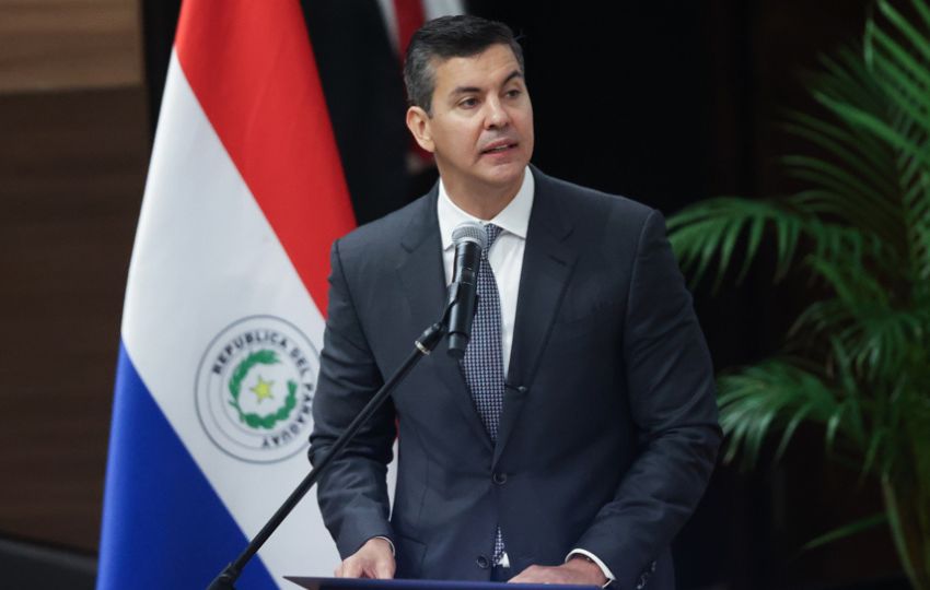 El residente de Paraguay, Santiago Peña. Foto: EFE