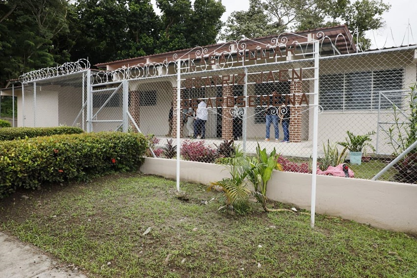 Fachada del hogar, ubicado en el distrito de Penonomé. Foto: Cortesía