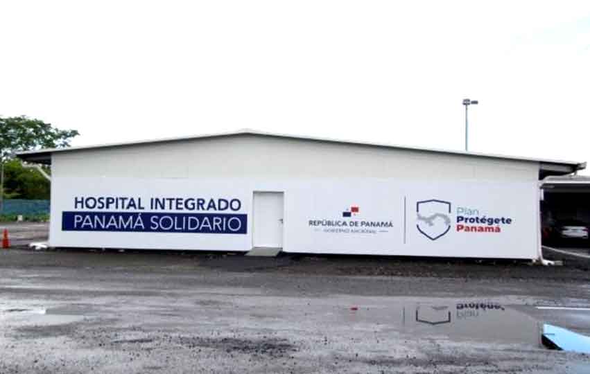 Inmediaciones del hospital modular están siendo utilizadas por la empresa MiBus como estacionamiento. Foto: Archivo 