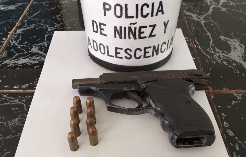 El menor fue puesto a órdenes de la fiscalía de adolescentes para continuar con su debido trámite. Foto. Policía Nacional