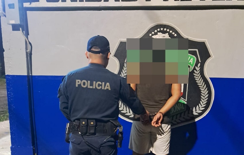 En los distritos de David y Bugaba, se realizaron allanamientos, recuperando varios bienes. Foto. Policía Nacional En los distritos de David y Bugaba, se realizaron allanamientos, recuperando varios bienes. Foto. Policía Nacional