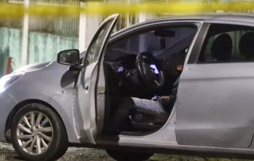 Carro que manejaba la víctima. Foto: Crítica