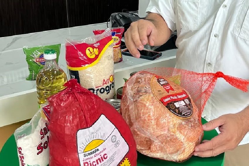 La canasta navideña cuesta $15