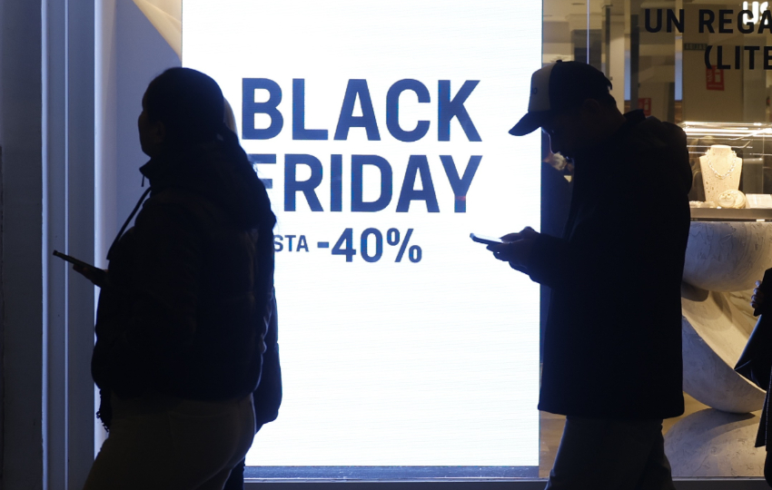 El 'Black Friday', es una oportunidad para que el comercio minorista impulse sus ventas.  Foto: EFE / Juanjo Martín