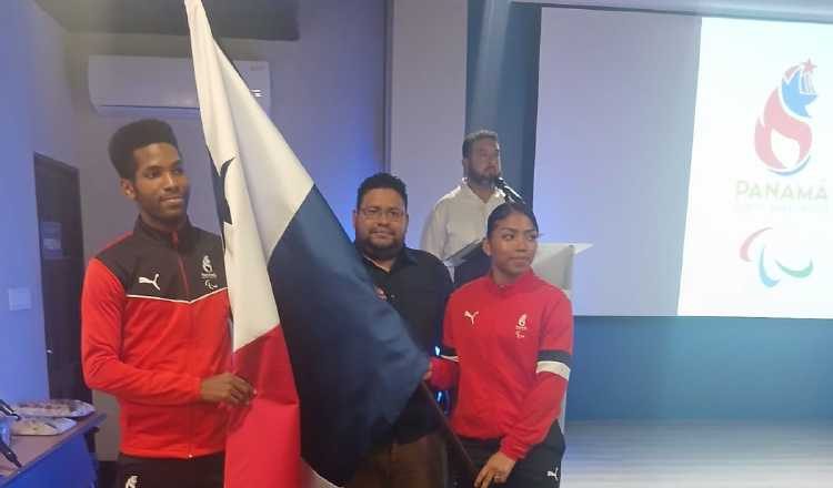 Jhan Carlos Wisdom (izq.) y Keytlin Escobar (der.)  Foto: Jaime Chávez.