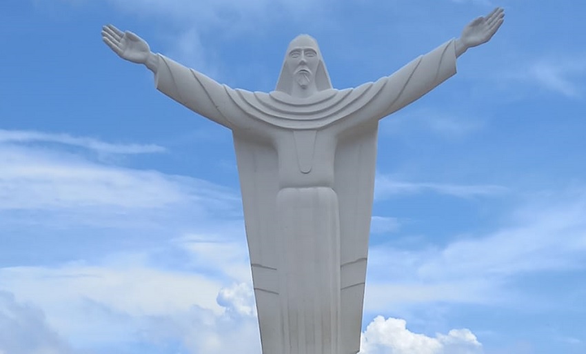 La imagen del Cristo se ubica en el Paseo Marino de la ciudad. Foto: Archivo La imagen del Cristo se ubica en el Paseo Marino de la ciudad. Foto: Archivo
