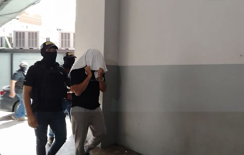 Según la Fiscalía, Brands gastó $28,883 en un solo día. Foto: Cortesía Según la Fiscalía, Brands gastó $28,883 en un solo día. Foto: Cortesía