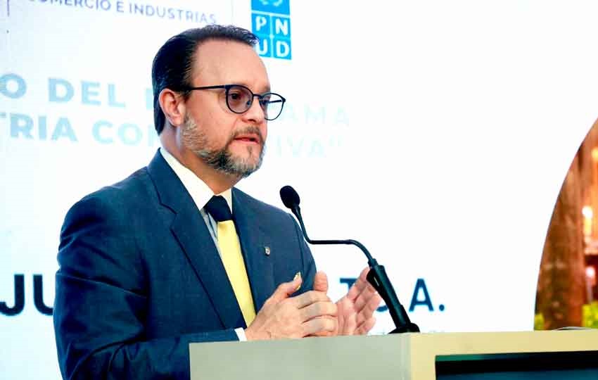 Julio Moltó, titular del Mici.