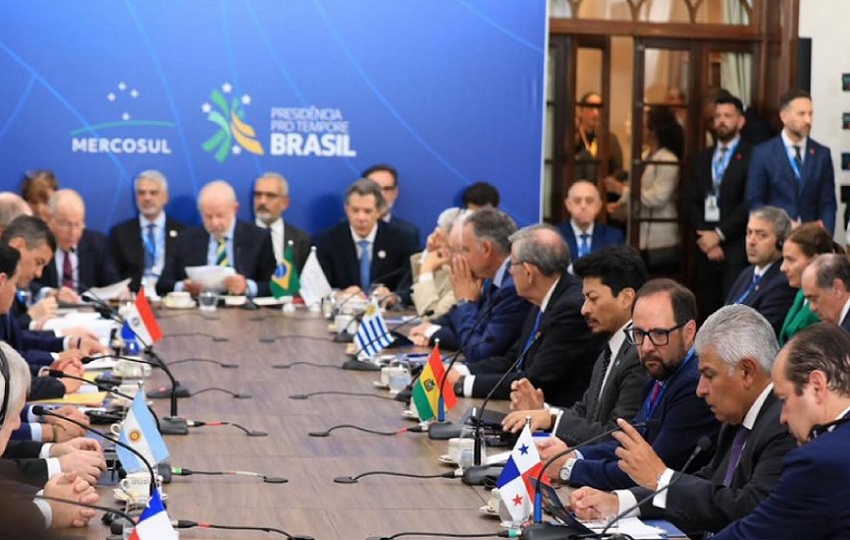 Durante el encuentro. Foto: @presidenciapma/