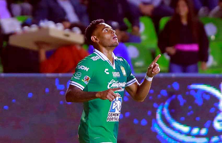 Ismael Díaz fue titular con León. Foto EFE