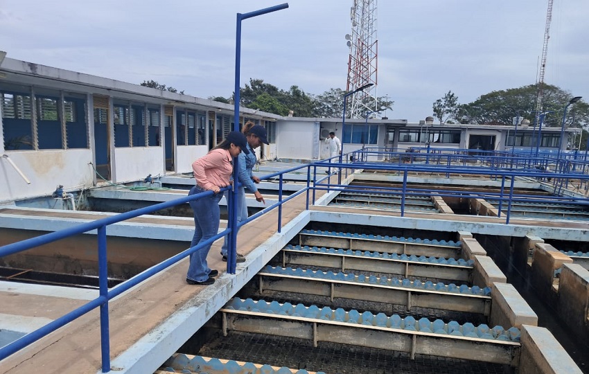 El plan preliminar contempla comenzar por el área de La Arena y la vía circunvalación de Chitré, para luego continuar con el resto del distrito. Foto. Thays Domínguez