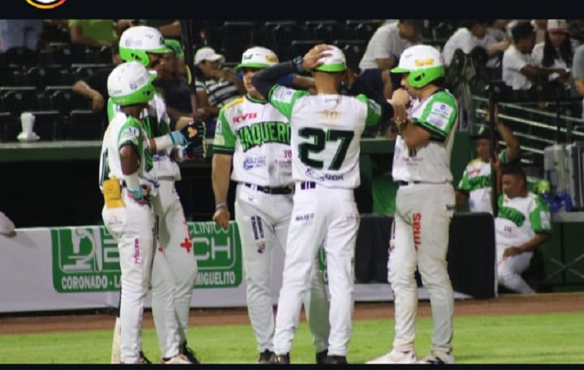 El chiricano Dimas Ponce, campeón juvenil a inicios del siglo, dirige a Panamá Oeste. Foto: Redes Sociales